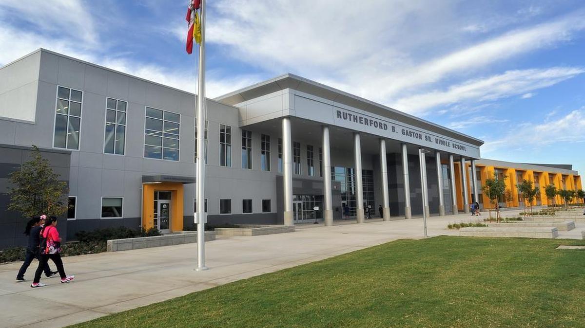 
Gaston Middle School opened its doors for classes Monday, Aug. 18, 2014. Fresno Unified School District leaders have denied bids by school board members to schedule a vote on hiring an independent investigator to examine a controversial deal with Harris Construction to build the school.
