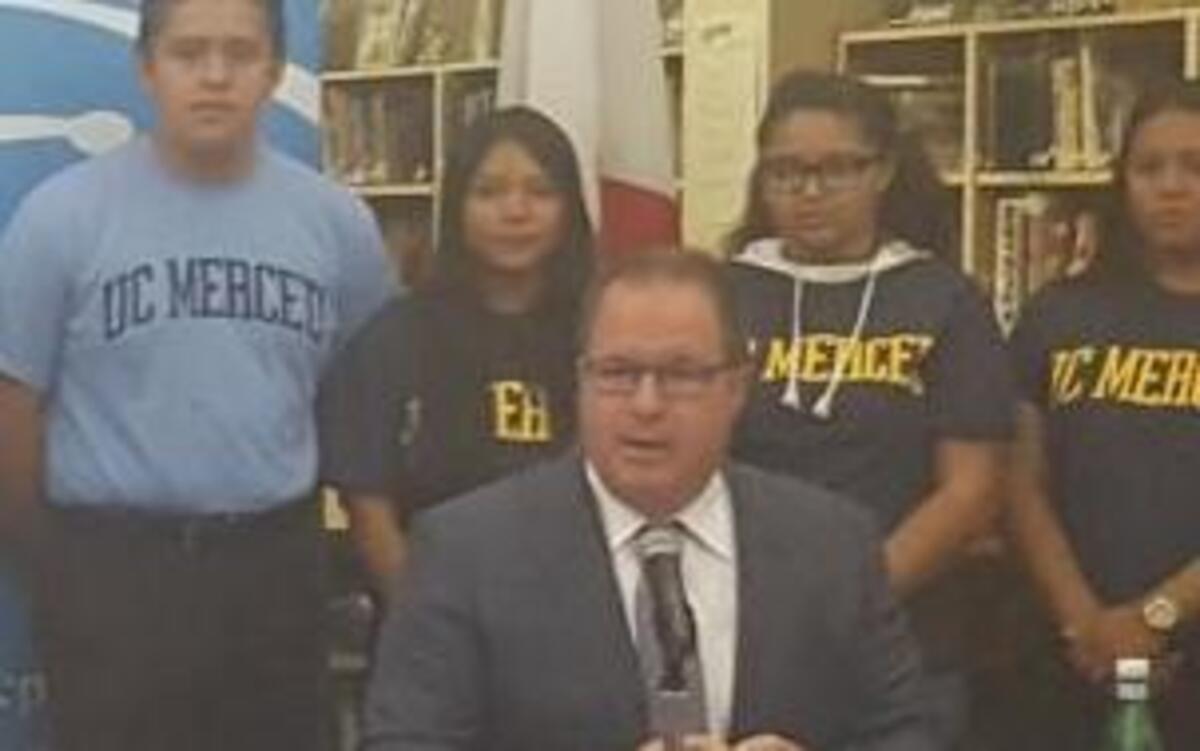 Four of the region’s top education leaders – State Center Community College District Chancellor Paul Parnell, Fresno State President Joseph Castro, UC Merced Vice Chancellor Charles Nies and Fresno Unified Superintendent Michael Hanson – met Thursday to sign a partership to improve student outcomes.