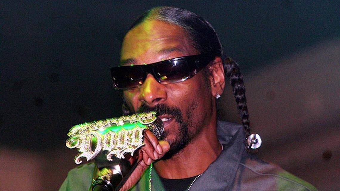 Snoop Dogg performs at the Rainbow Ballroom in Fresno. A student at Sierra High was allegedly cut from her school’s basketball team because she retweeted Snoop Dogg.