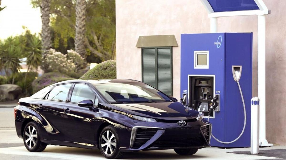 A Toyota Mirai hydrogen fuel-cell car sits next to the True Zero hydrogen station at Coalinga’s Harris Ranch Inn and Restaurant. The station is the first hydrogen fueling site in the San Joaquin Valley.