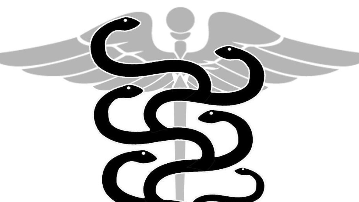 The state of California rated the 10 largest health maintenance organizations (HMO) and five largest preferred provider organizations (PPO) and more than 200 commercial medical groups. The Health Care Quality Report Card offers consumers a side-by-side comparison of health plans on quality and patient experience. The tool also provides medical group cost ratings.