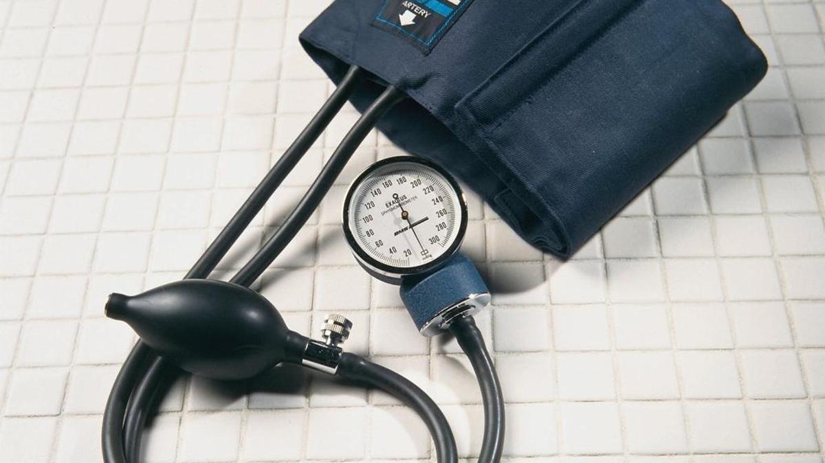 Blood pressure cuff