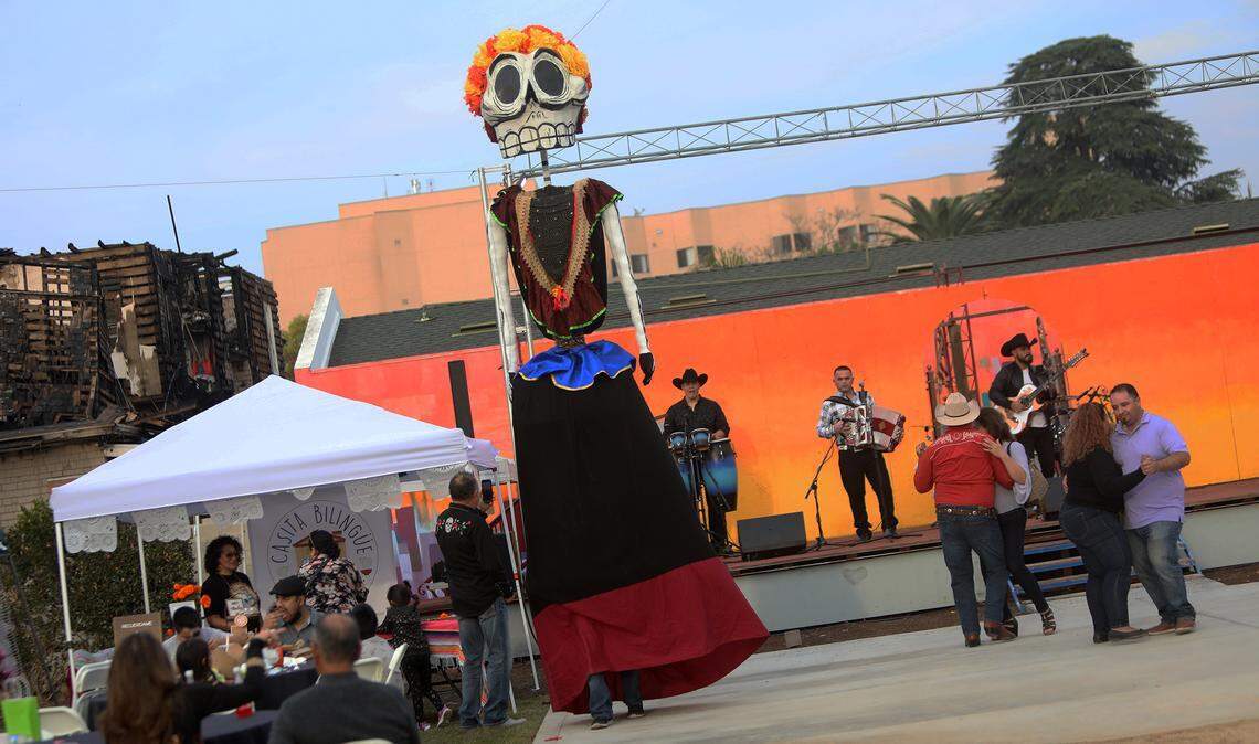 A 17-foot-tall version of La Catrina was a hit at the Cala Gala celebration at Arte Américas on Oct. 30, 2021.
