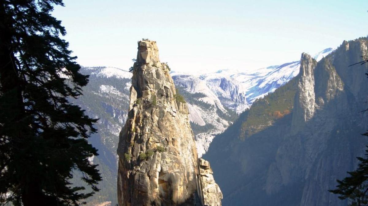 A climber fell 30 feet from the “Braille Book” trail on Cathedral Spire in Yosemite and was hospitalized for her injuries on Friday, Sept. 29, 2017.