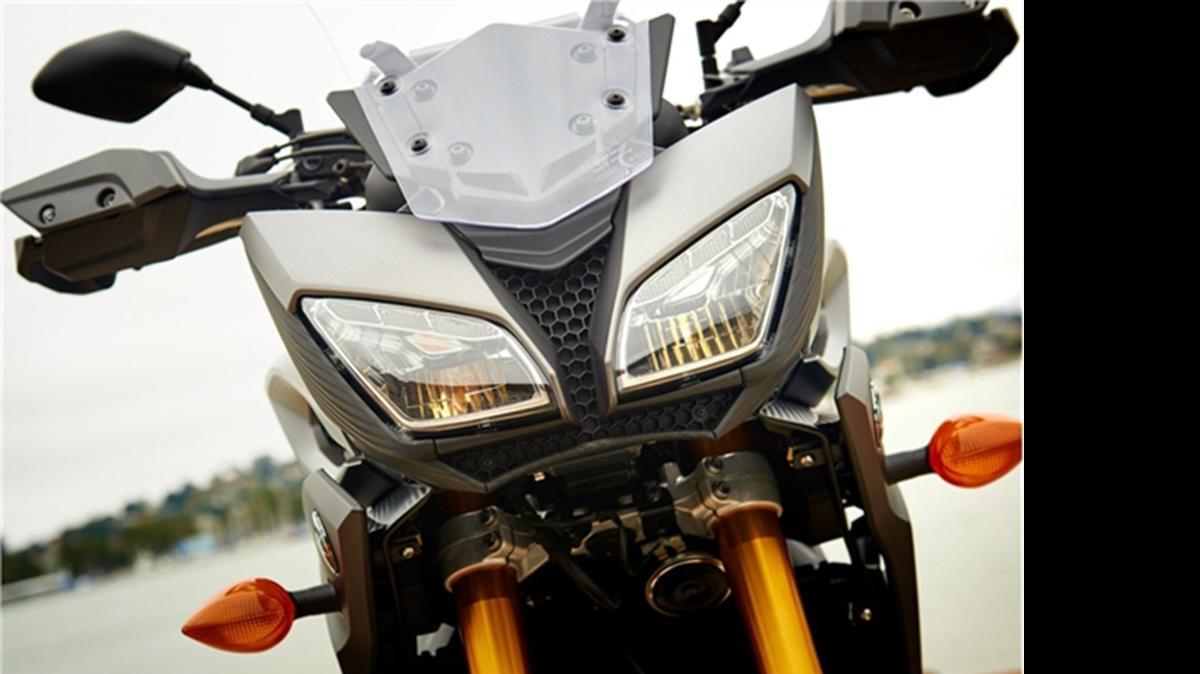 

Before you climb on a motorcycle, take a moment to review California Highway Patrol officer David Singer’s safety tips.
