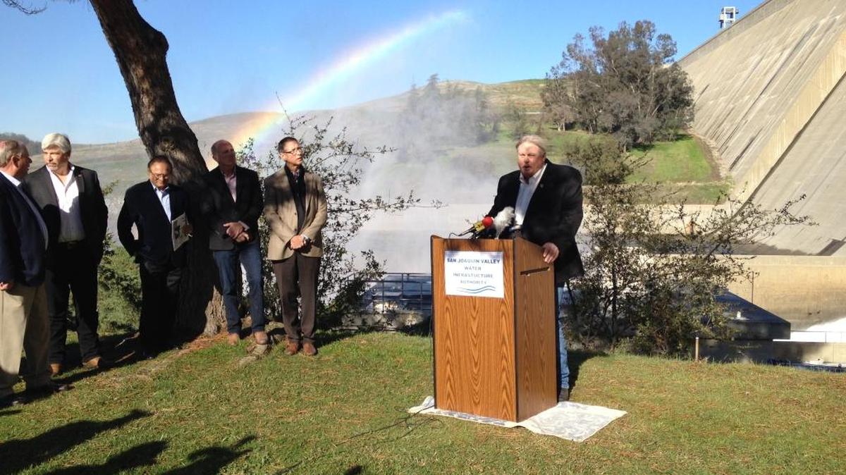 Kings County Supervisor Doug Verboon speaks at a news conference Friday, Jan. 6, 2017 at Friant Dam.