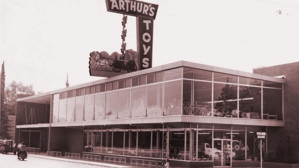 Arthur's Toy Shop No. 2 at Blackstone and Simpson avenues.