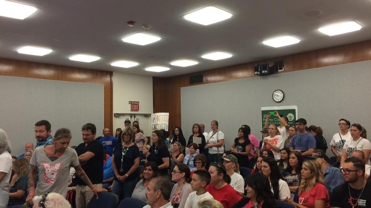 Fresno Bully Rescue supporters packed the Fresno County Board of Supervisors’ meeting on Tuesday to support the shelter in its efforts to build on a new site west of Sanger.
