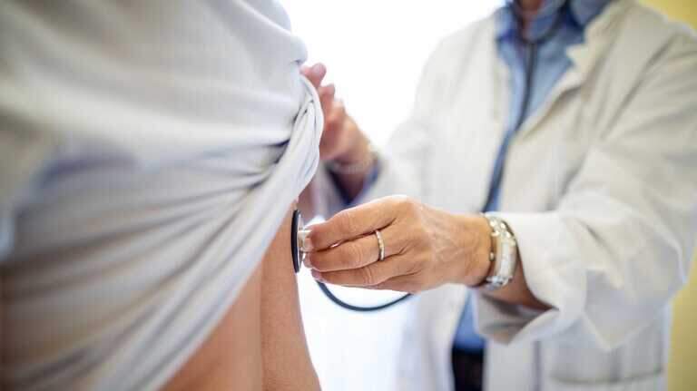 Thousands in Fresno are up for Medi-Cal renewal. What to know and how to prepare