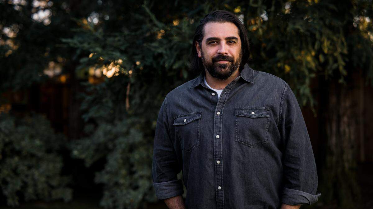 Ryan Christopher Jones is a 2022 recipient of the American Mosaic Journalism Prize.