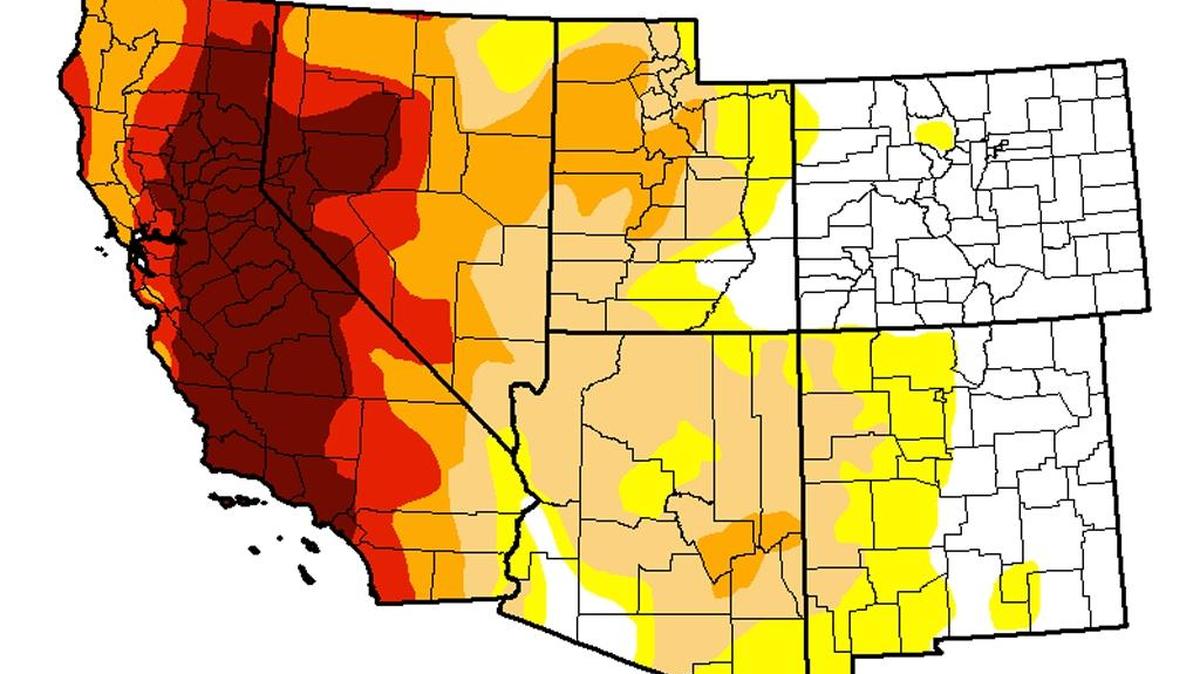 
The wavy lines on maps like this produced by the National Drought Mitigation Center are not generated entirely by computer. They are largely hand-drawn each week by a team of weather experts who locate the lines based on field reports and climate data.

