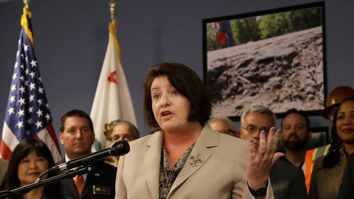 
Assembly Speaker Toni Atkins is touring the state to talk about California’s transportation needs. She will be in Fresno  on Friday to talk with stakeholders about how to fund highway maintenance and repair and meet future needs. She also has her hands full with moving two controversial clean-energy bills, backed by Gov. Jerry Brown, through the Assembly.
