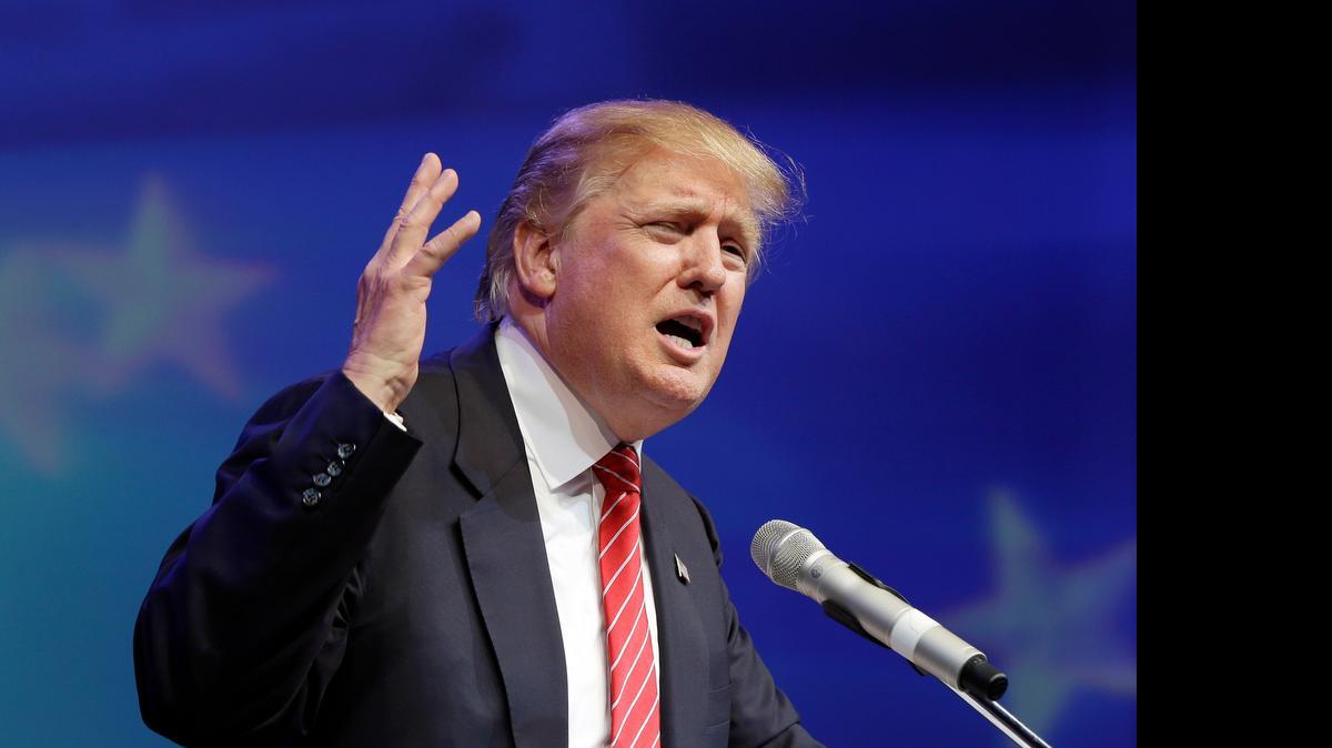 
Republican presidential hopeful Donald Trump is facing an avalanche of fresh criticism for questioning Sen. John McCain’s heroism. 
