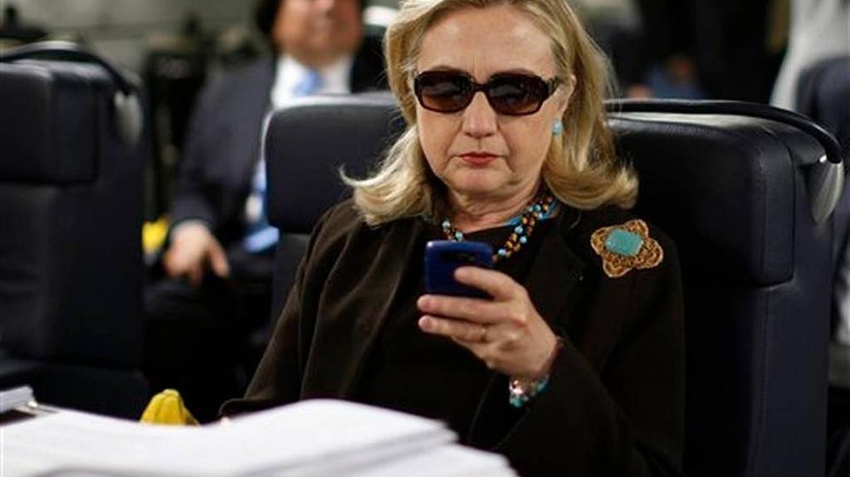Hillary Clinton should just admit to serious mistakes with her emails.