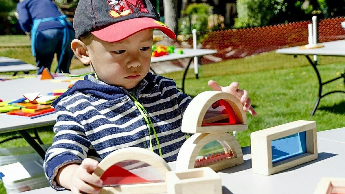 Free children’s activities for kids 2-8 are available at PlayZeum in Storyland.