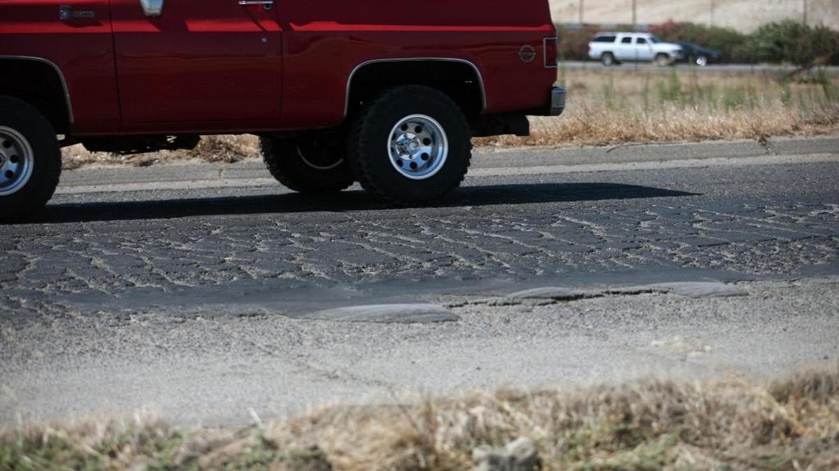 California’s notoriously bad roads and highways await a fix from Gov. Jerry Brown and the Legislature. Chances are, drivers will continue to wait while state leaders point fingers at each other.