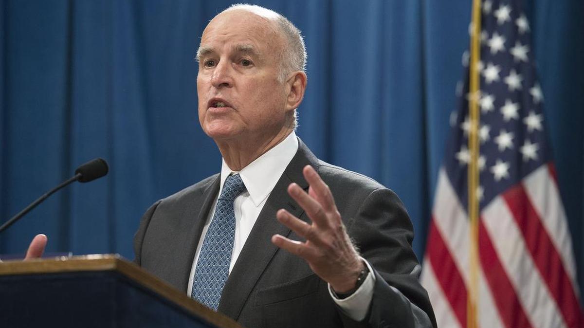 In his new budget, California Gov. Jerry Brown is proposing decoupling the inability to pay traffic fines with the potential loss of driver’s licenses.