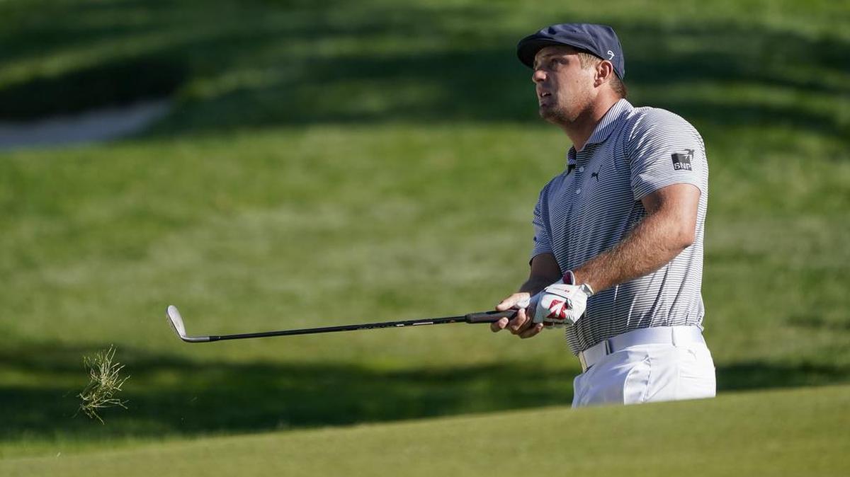 Bryson DeChambeau of Clovis chips onto the 11th green during the final round of the US Open Golf Championship, Sunday, Sept. 20, 2020, in Mamaroneck, N.Y.
