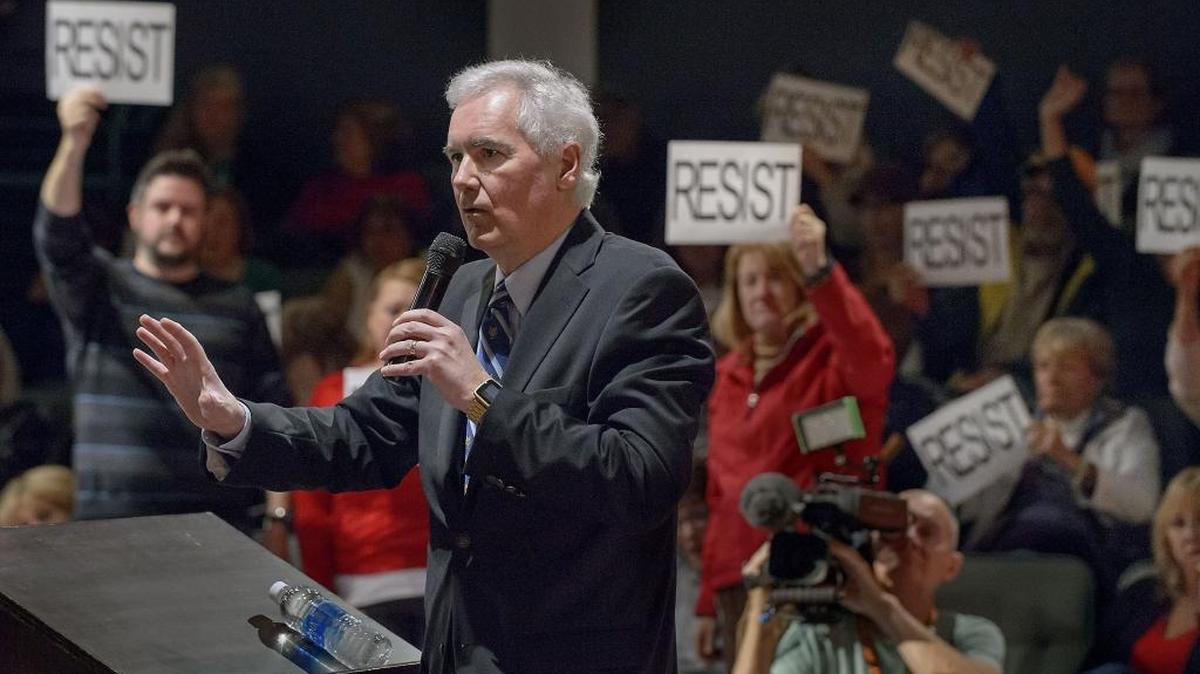 Congressman Tom McClintock, R-Elk Grove, fields questions from an audience of about 150 in Rosevillle in February. Michael Bilodeau says McClintock is undermining the community’s unity.