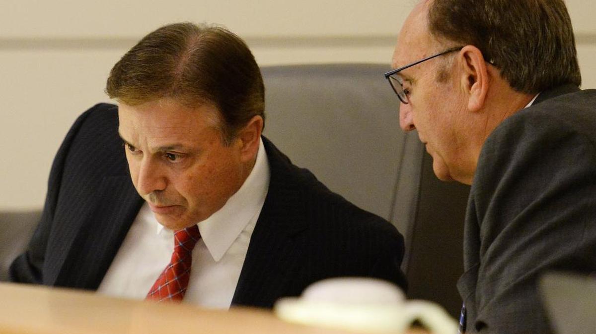 Fresno City Council member Garry Bredefeld, left, and Mayor Lee Brand both are refusing to honor Sheriff Joe Arpaio. That’s good leadership, writes Howard K. Watkins, and others should stay away as well.