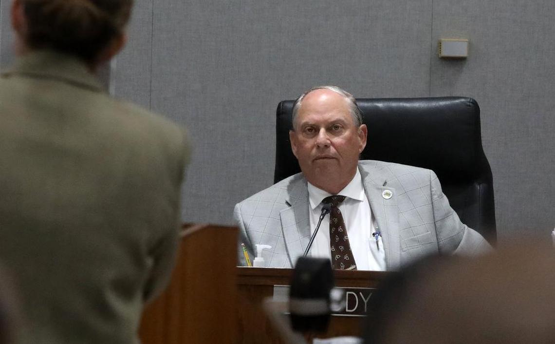 Fresno County Supervisor Buddy Mendes askes Lori Pesante a question about the map favored by the Dolores Huerta Foundation during a Nov. 9, 2021 hearing.