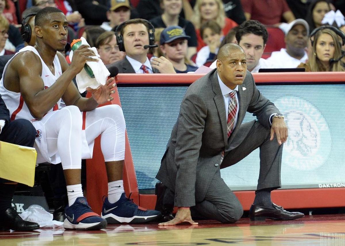 Fresno State head men’s basketball coach Rodney Terry watches from the bench during the Bulldogs’ game against Oregon at the Save Mart Center on Saturday, Dec. 16, 2017.