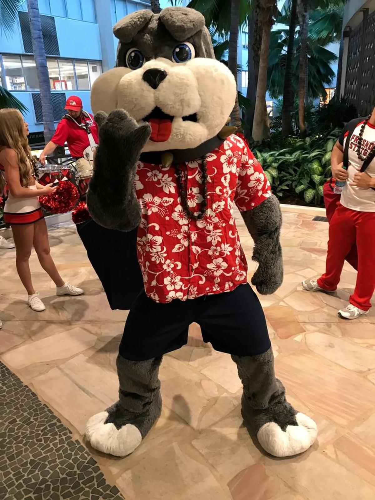 Few Fresno State fans will make the trip to the islands for Sunday’s Hawaii Bowl, but at least Timeout, the cheer squad and 40 members of the marching band will be in attendance.
