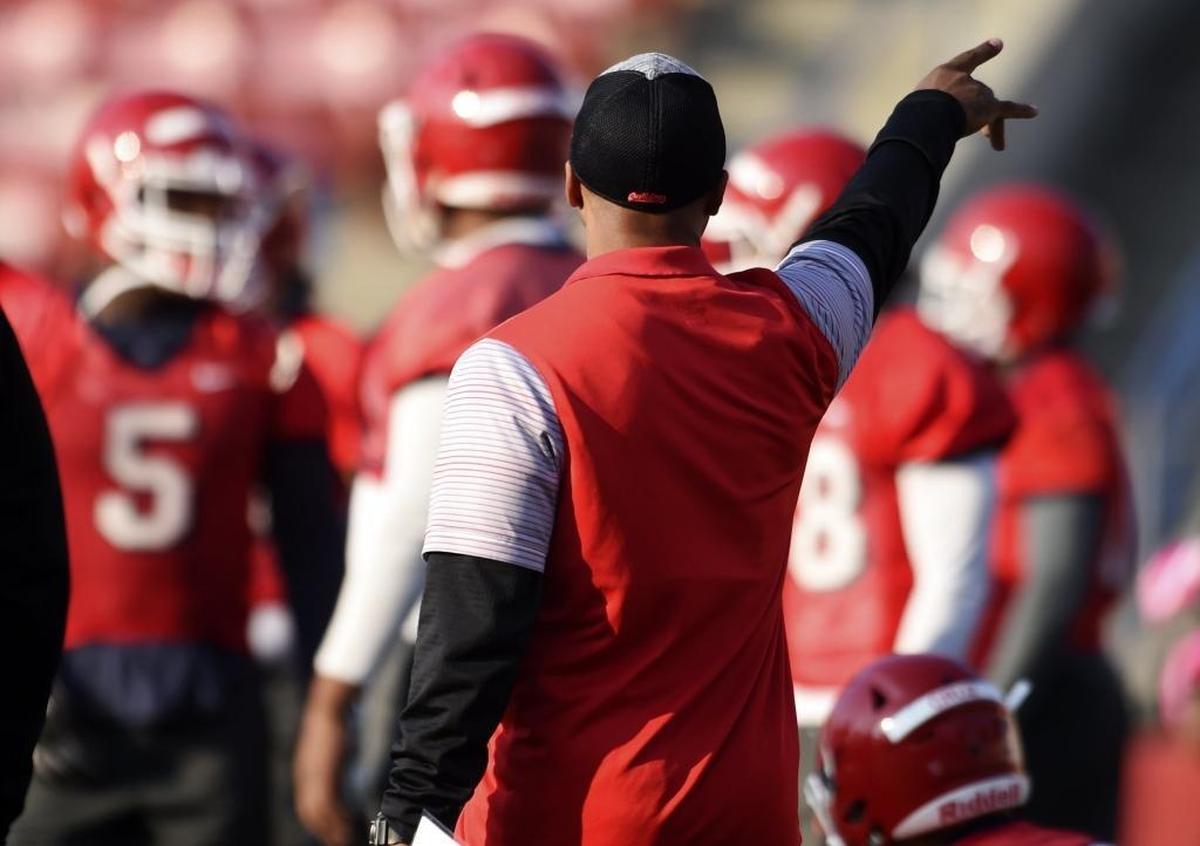 Playing back-to-back games against the same opponent is foreign territory for most college football coaches. However, Fresno Sate defensive coordinator Orlondo Steinauer did it many times during his tenure in the Canadian Football League.
