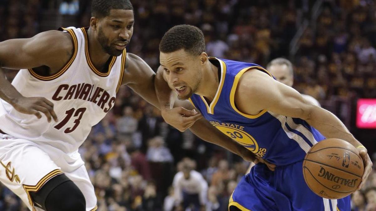Stephen Curry’s right knee may not be 100% physically, as evidenced by Tristan Thompson’s perimeter defense, but the two-time MVP was back to being his aggressive, assertive self during Game 4 of the NBA Finals.