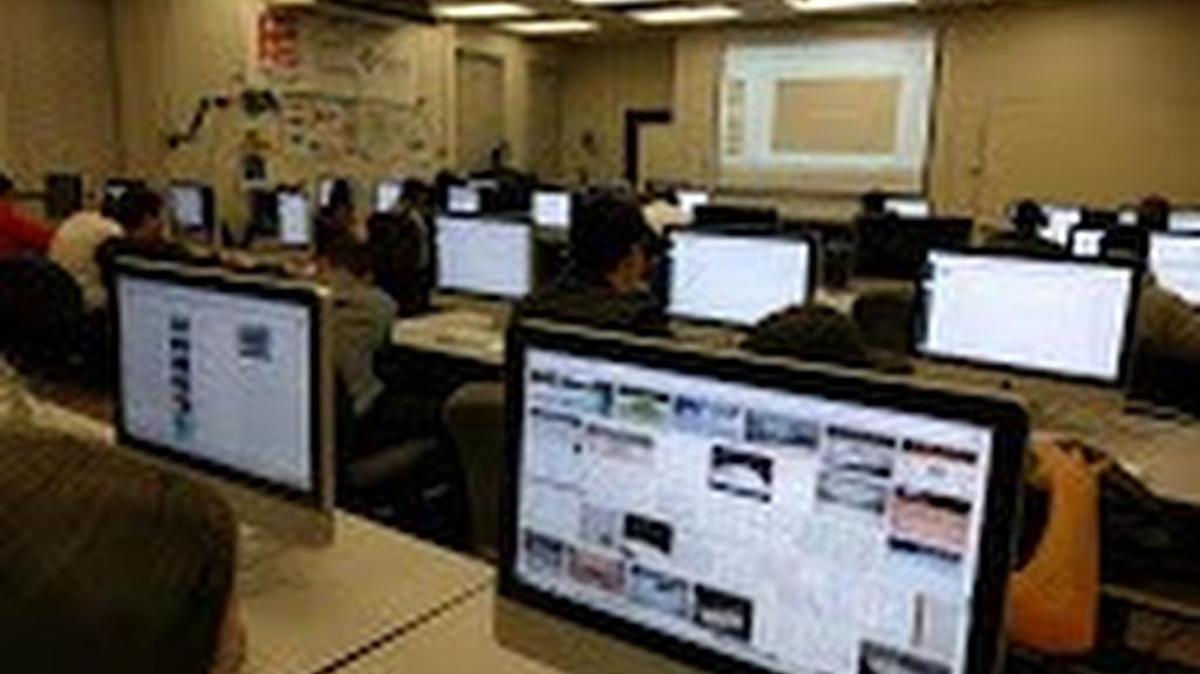 Taking computer classes at Fresno City College can give a technology career a boost without committing to a four-year degree program.