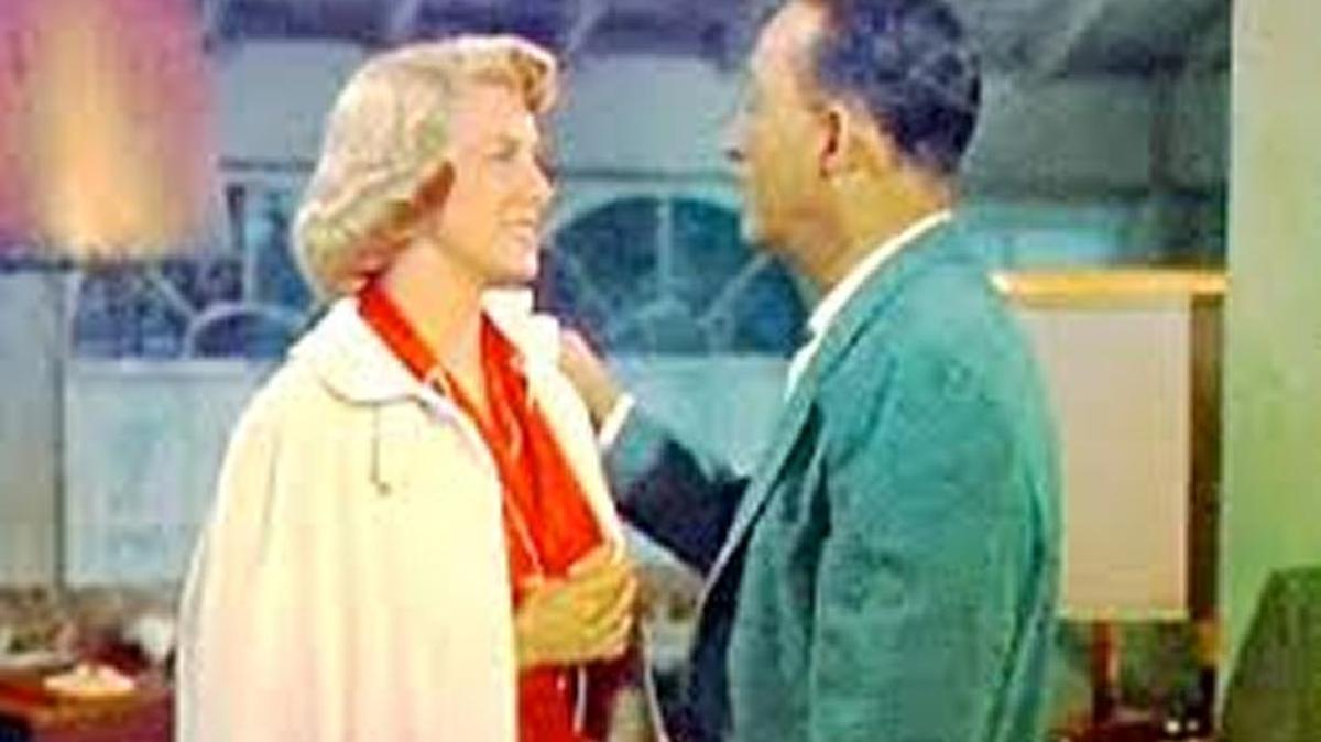 Rosemary Clooney sang the uplifting song “Count Your Blessings” in the film “White Christmas.”
