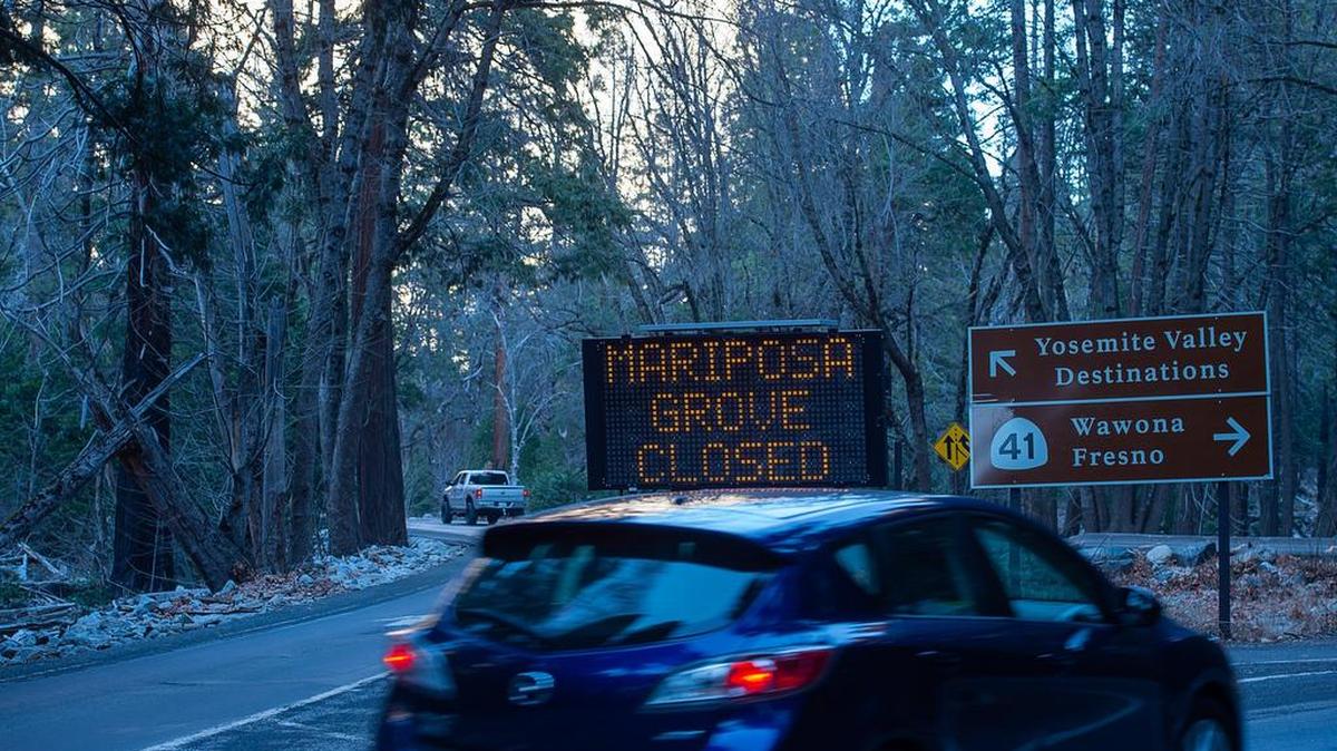 Signs alert visitors that the parts of the Yosemite National Park are closed on Wednesday, Jan. 2, 2019 due to government shutdown.