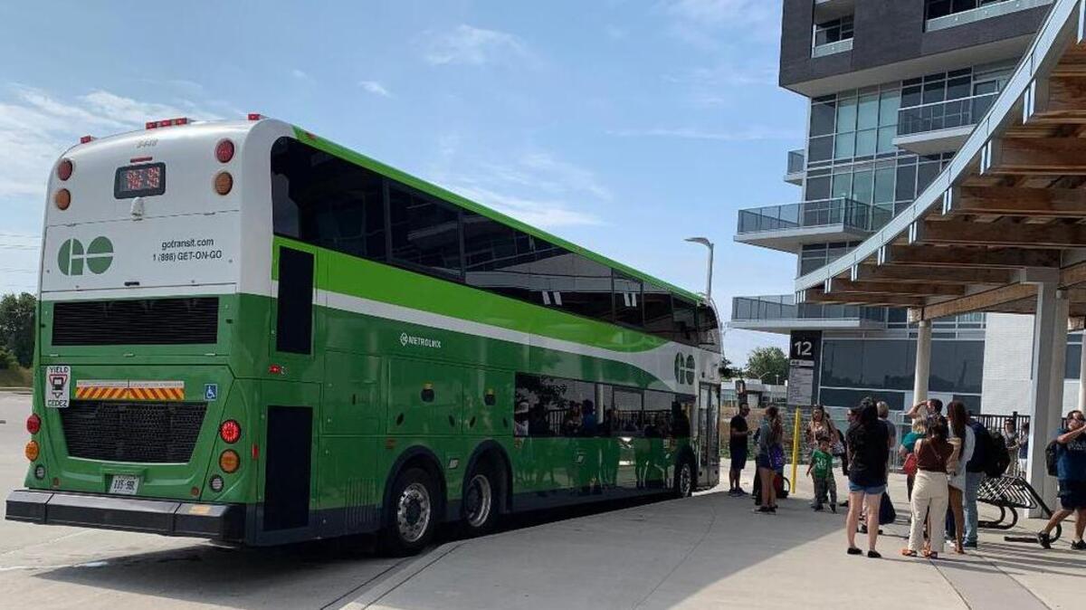 A Canadian GO transit bus in Burlington, Ontario.