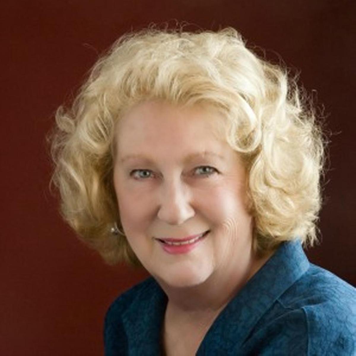 Angelica Carpenter