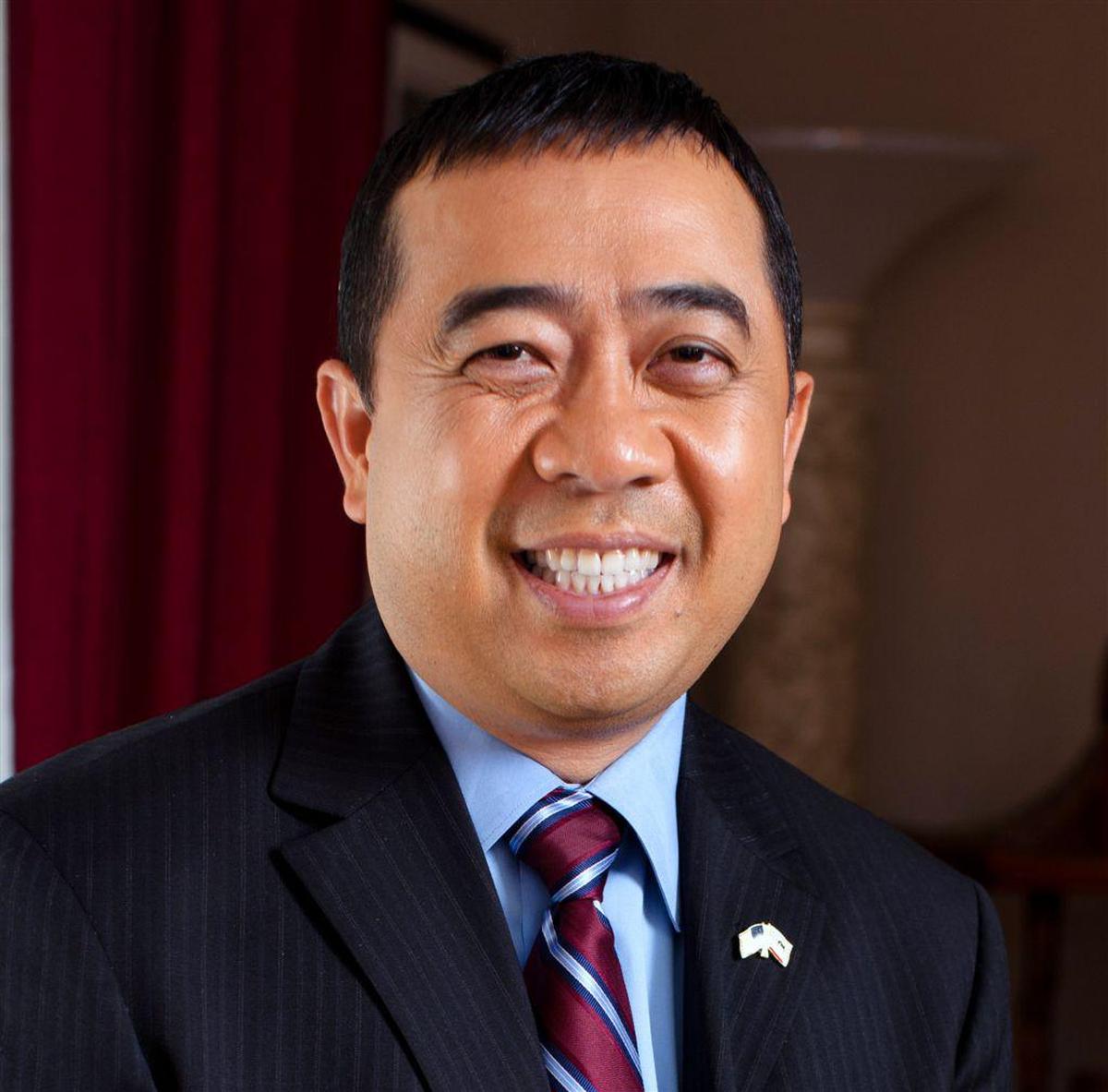 Blong Xiong, executive director, Asian Business Institute and Resource Center in Fresno.
