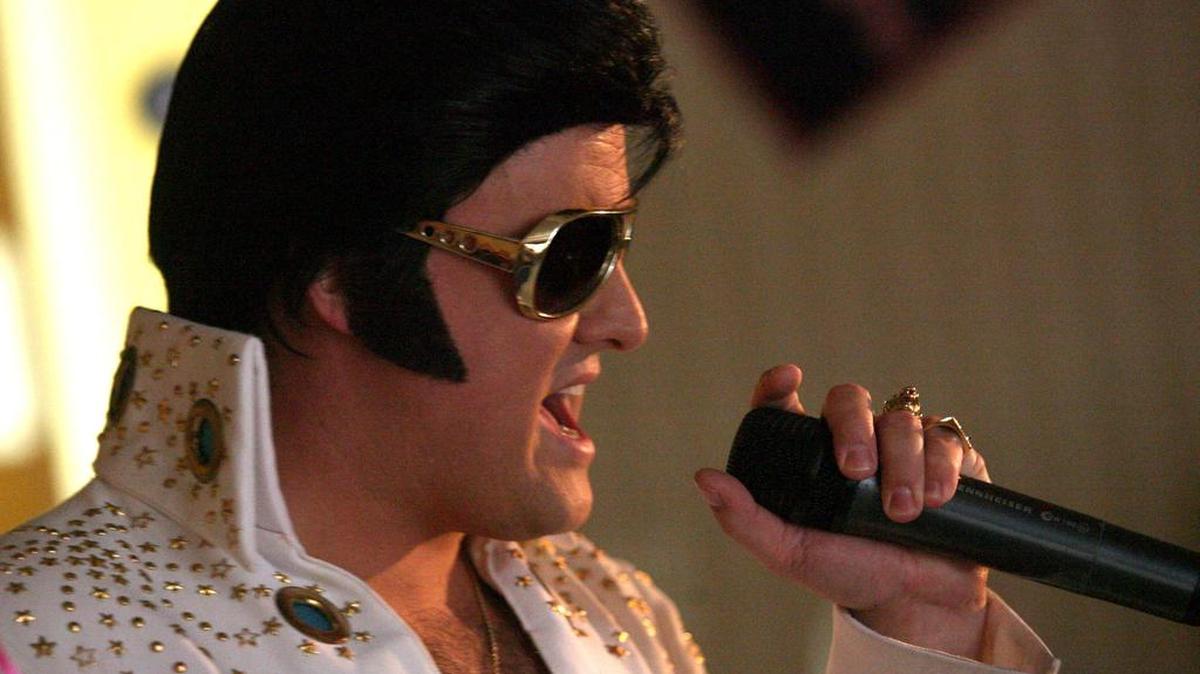 Elvis impersonator Jeremy Pearce is a popular performer in Fresno.