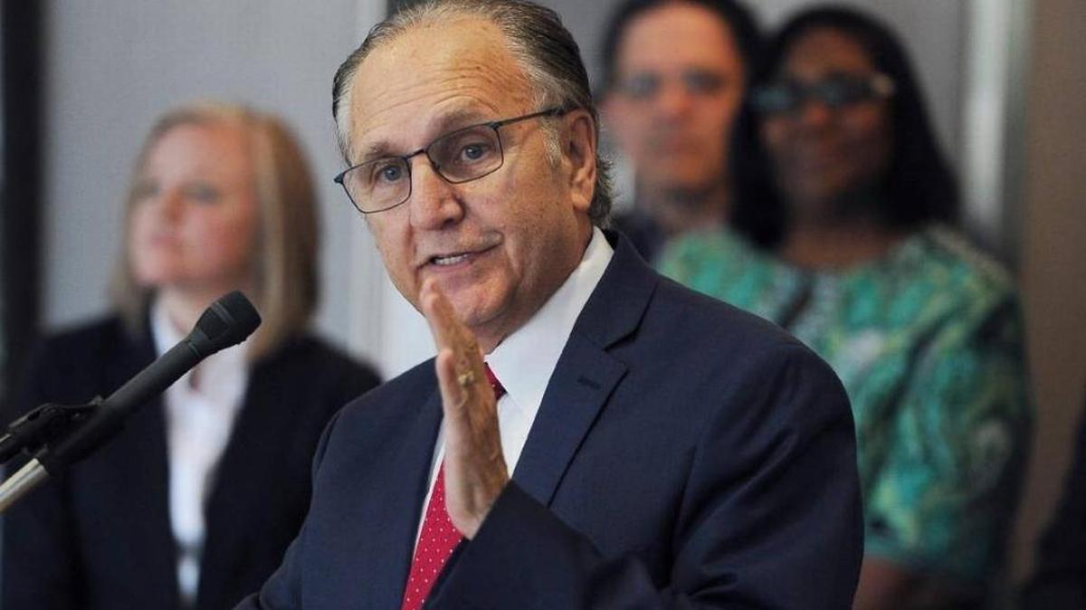 Fresno mayor Lee Brand contends “the Palm/Nees intersection is the only option that provides convenient public transportation for all Fresnans to take advantage of the beauty of the San Joaquin River.”