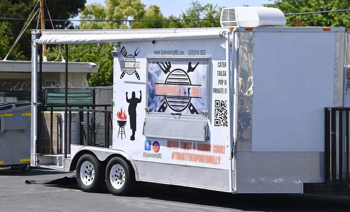 Papa Joe’s Spokesbelly BBQ will be opening at 420 W. Shaw Ave., filling the space recently left by Tacos El Cabezon, photographed Tuesday, April 28, 2026 in Fresno. Spokesbelly is a barbecue trailer business that’s been doing catering and pop-ups for about two years.&nbsp;