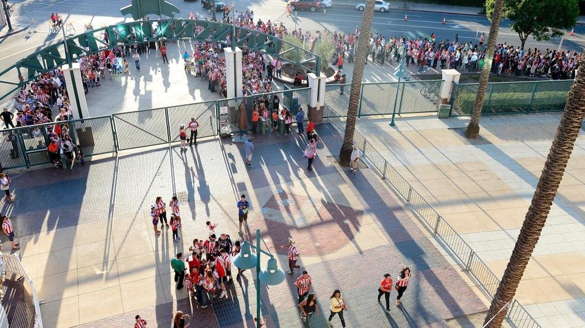 A large crowd of people waits outside the Chukchansi Park gate right up to game time as the stands fill to capacity for the Liga MX friendly match between Chivas de Guadalajara and Atlas FC on July 10, 2015. Mexican soccer returns to Fresno on March 24 with a friendly between León and Atlas. Tickets go on sale at 10 a.m. Saturday.