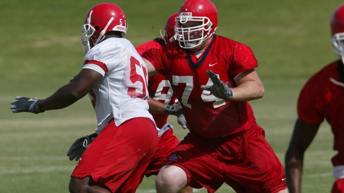 Fresno State to induct standout lineman Logan Mankins into it Ring of Honor