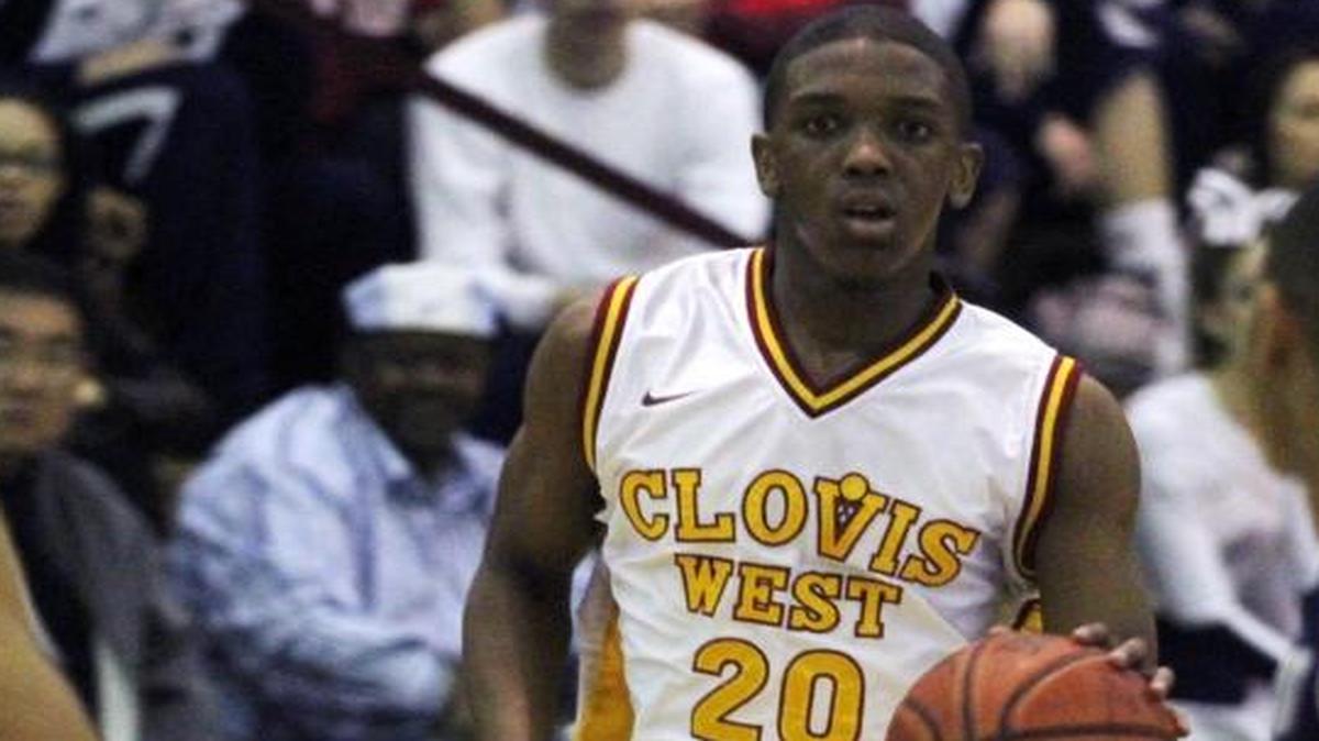 Denzel Johnson, who was The Bee’s Boys Basketball Player of the Year in 2011 while at Clovis West High, has signed a professional contract with Nature Nardo of Italy’s Serie C league.