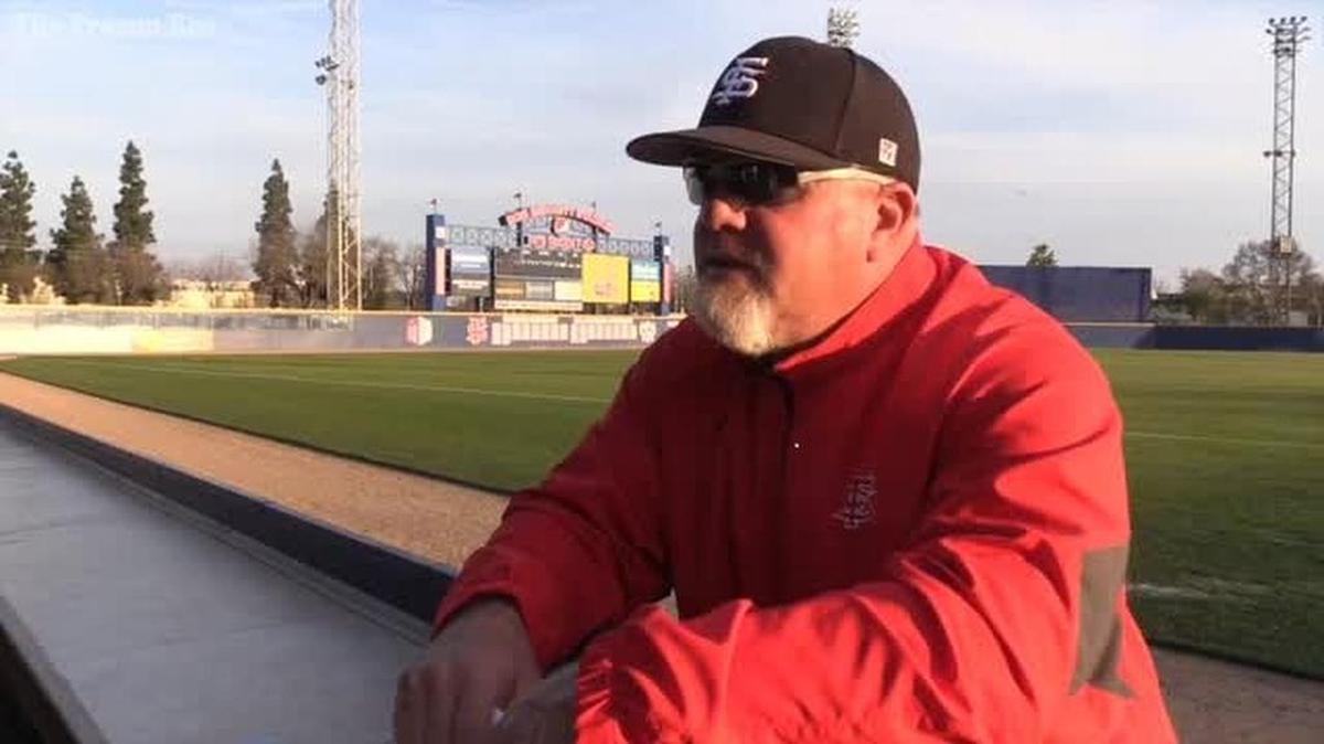 Fresno State baseball lost to Tennessee on Friday, but Mike Batesole got an opportunity to coach up his Bulldogs in the aftermath: “If you’re too big for the small things, you’re too small for the big things.”