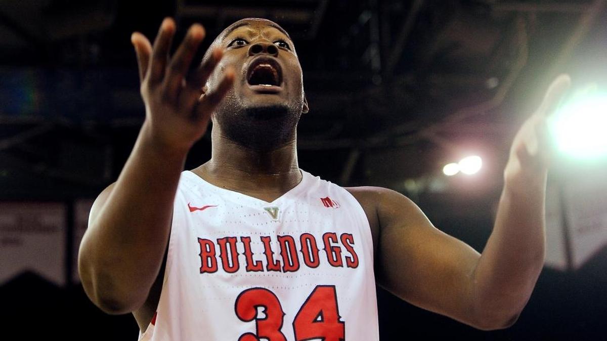 Fresno State center Terrell Carter II hit 8 of 10 shots and scored a season-high 19 points in a 78-52 victory over Arkansas Pine Bluff on Wednesday, Dec. 13, 2017, the Bulldogs’ seventh win in a row. Carter is 24 for 30 over the past four games, averaging 15.3 points.