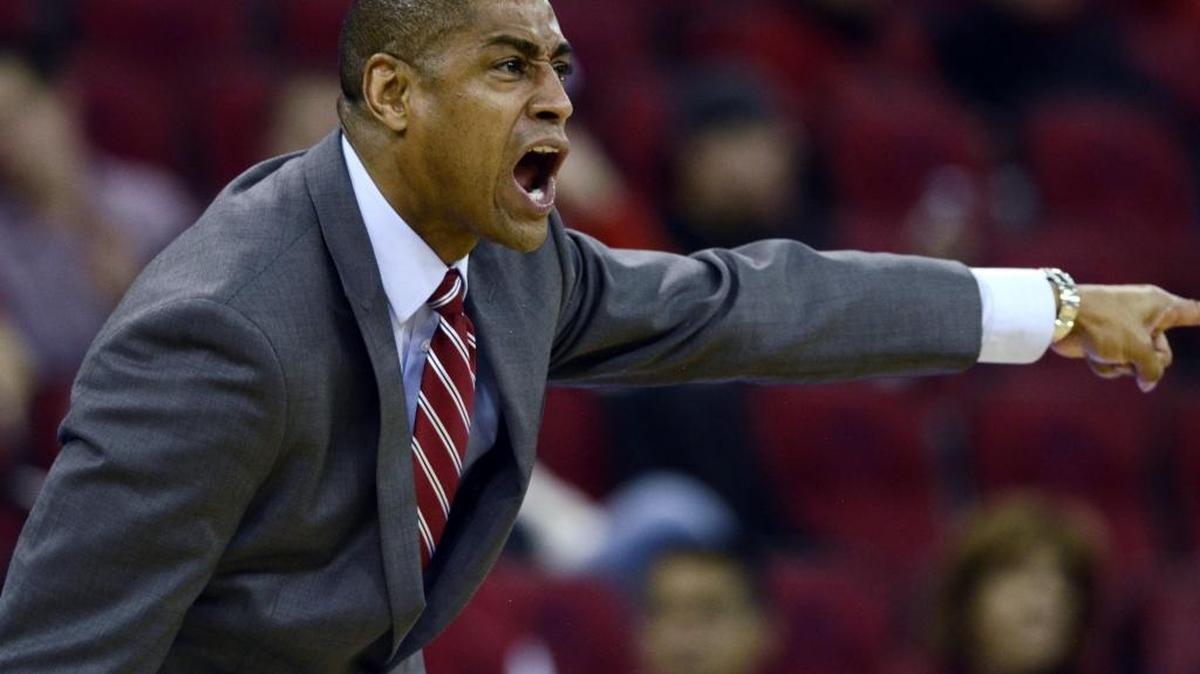 Fresno State coach Rodney Terry has his sights set on a return trip to the NCAA Tournament – something the Bulldogs haven’t accomplished since 2000 and 2001. They open the season Friday against Texas-San Antonio at Save Mart Center.