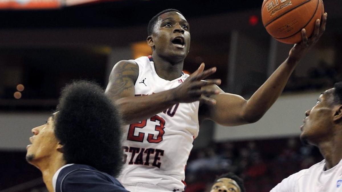 Fresno State’s Marvelle Harris led the Bulldogs with 26 points in an 82-65 victory over Rice on Sunday.