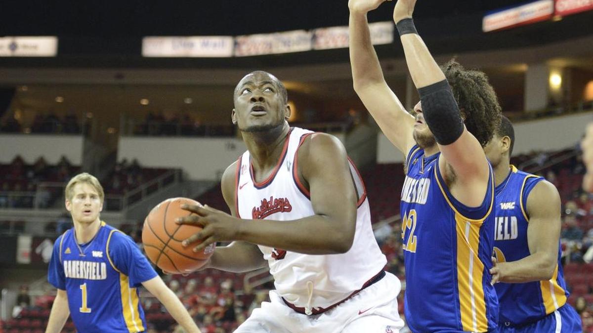 Fresno State’s Terrell Carter II, shown going up for a shot against Cal State Bakersfield in December, is expected to see more minutes Wednesday against San Diego State with Karachi Edo and Torren Jones out.