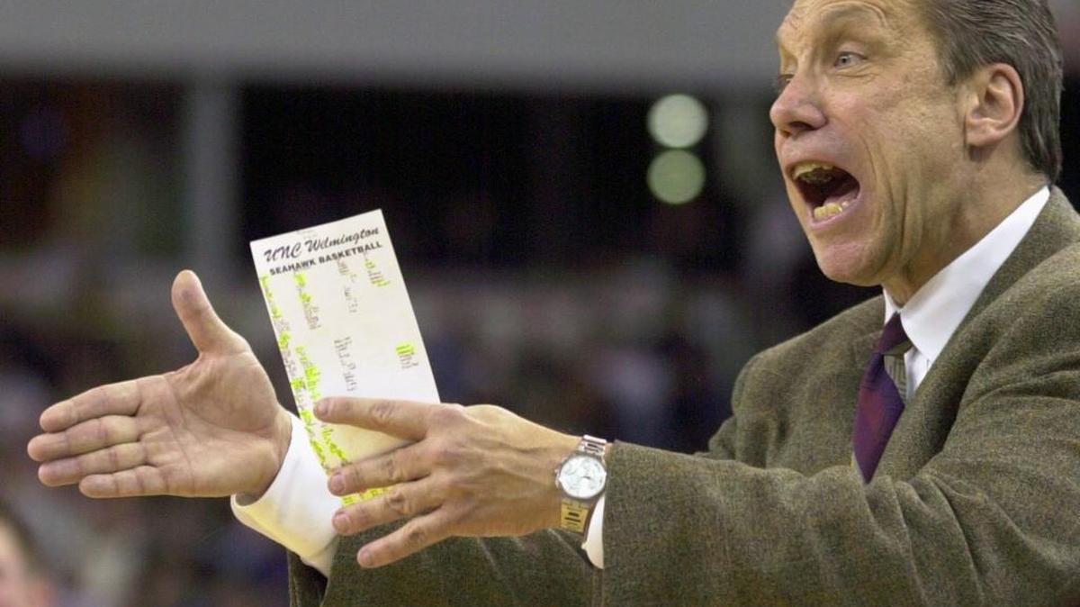 North Carolina-Wilmington coach Jerry Wainwright yells to his team during the first half of their second-round game against Indiana in the 2002 NCAA Tournament. Rodney Terry, as an assistant on the Seahawks staff, helped deliver the recruiting classes that led to NCAA appearances that year and in 2000, and now as Fresno State’s coach is benefiting from Wainwright’s assistance in getting the Bulldogs to their first NCAA berth since 2001.