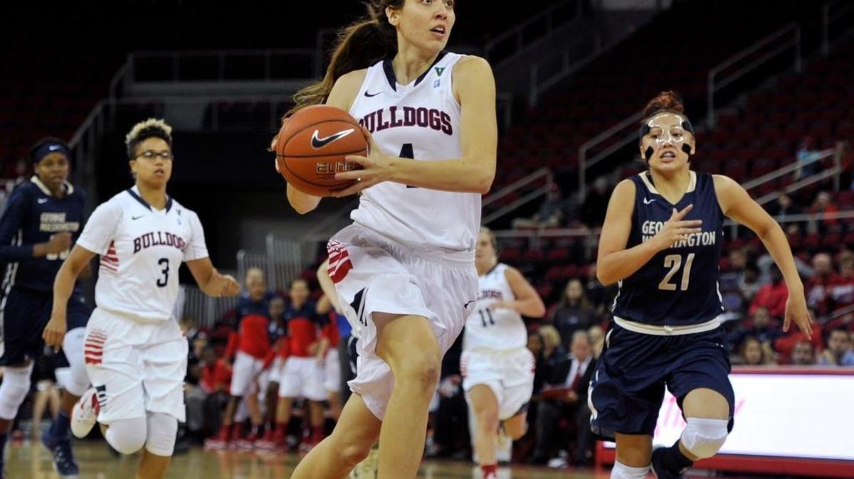 Fresno State center Bego Faz Davalos has been a bright spot for the Bulldogs (3-5). The redshirt sophomore ranks third in the NCAA in blocks (28), fourth in blocked shots per game (3.5), 16th in double-doubles (4), 22nd in rebounds (84) and 24th in rebounds per game (10.5).