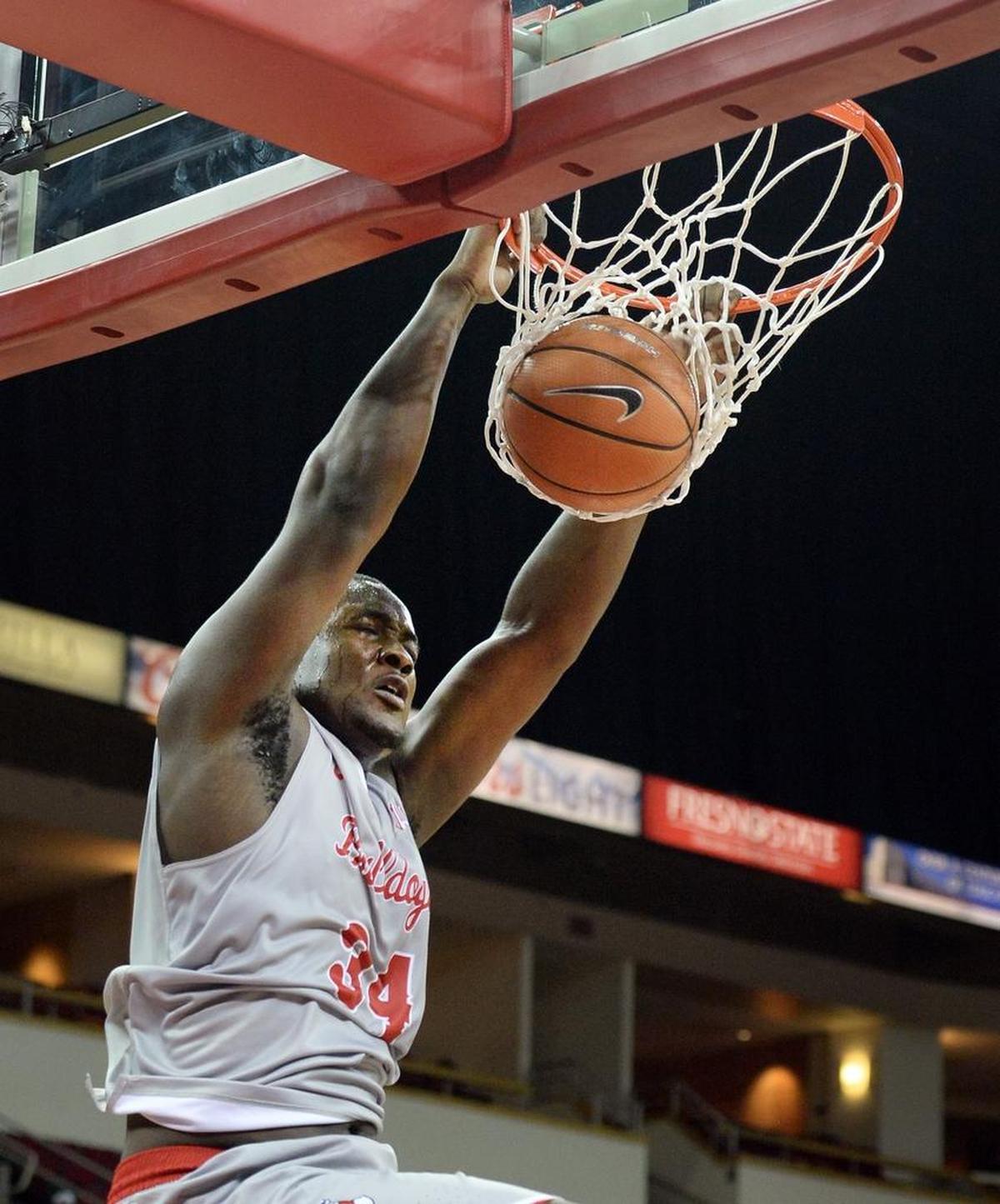 Fresno State center Terrell Carter II hit 4 of 6 shots in scoring 9 points with two rebounds and three blocked shots in the Bulldogs’ 70-64 loss to Boise State on Wednesday, Jan. 9, 2018. Carter had played only 9, 6, 11 and 2 minutes in the Bulldogs’ first four Mountain West Conference games.