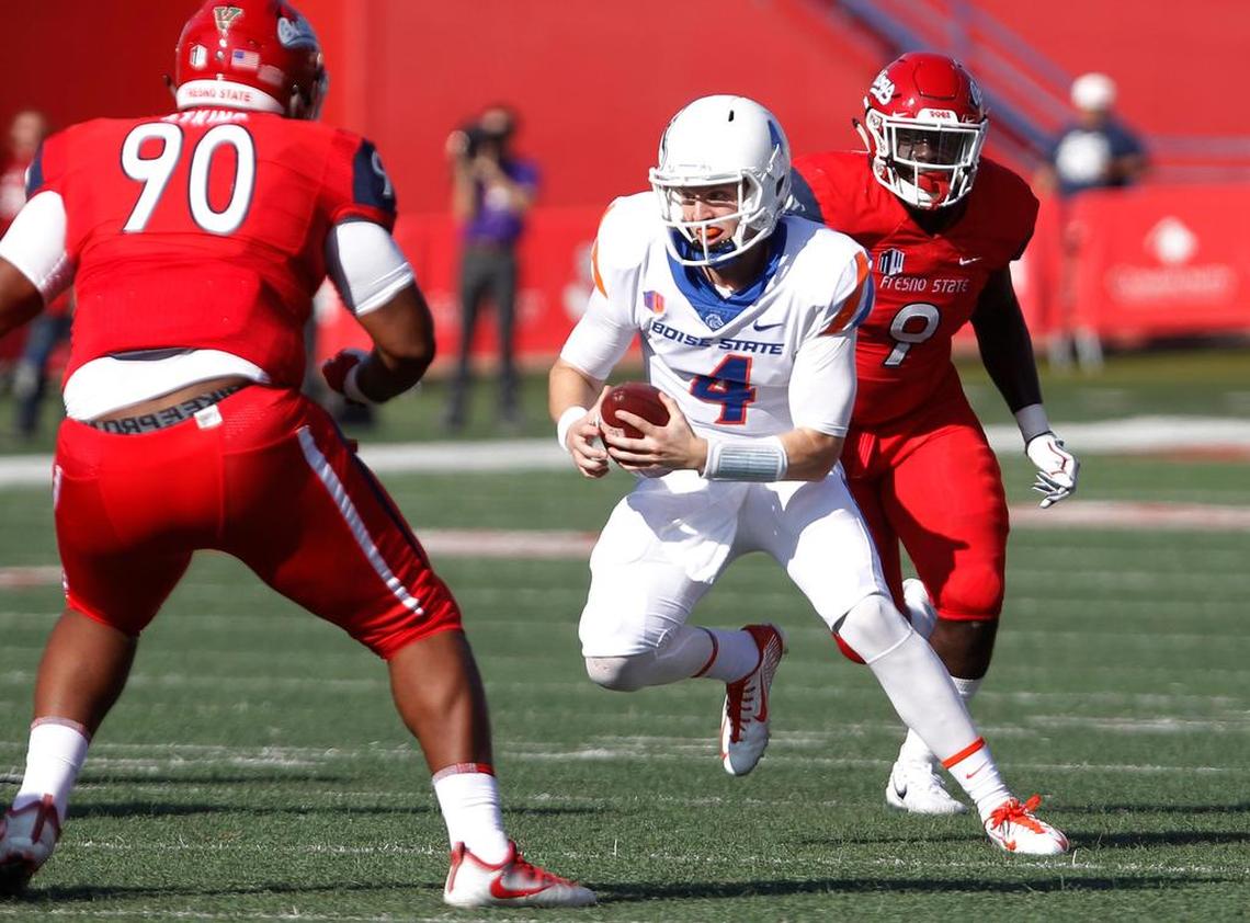 Fresno State defensive tackle Kevin Atkins is waiting as linebacker Jeff Allison chases down Boise State quarterback Brett Rypien in the Bulldogs’ 28-17 victory over the Broncos in Fresno, Saturday, Nov. 25 2017. Atkins is a critical piece for the Bulldogs this season as they replace five seniors on their defensive line.